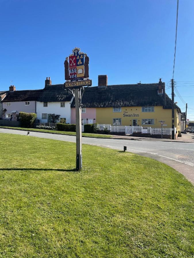 The Swan Inn Monks Eleigh Exteriér fotografie